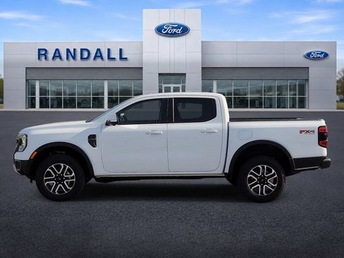 Used 2025 Ford Ranger Lariat w/ FX4 Off-Road Package AWD/4WD image 3