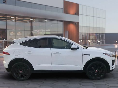 Used 2018 Jaguar E-PACE S image 4