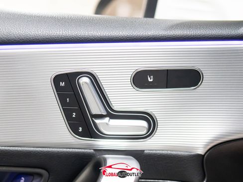 Used 2019 Mercedes-Benz A 220 4MATIC image 38