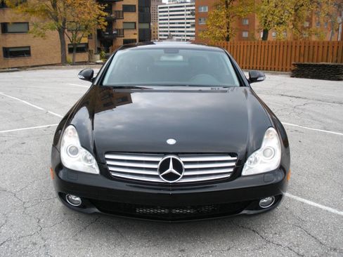 Used 2006 Mercedes-Benz CLS 500 image 7
