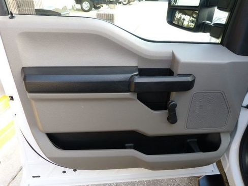 Used 2018 Ford F250 XL image 20