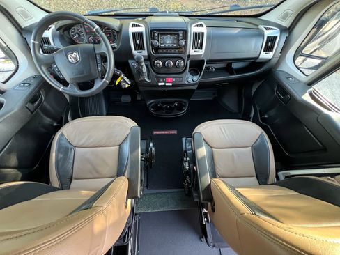 Used 2017 RAM ProMaster 2500 w/ Premium Appearance Group image 49