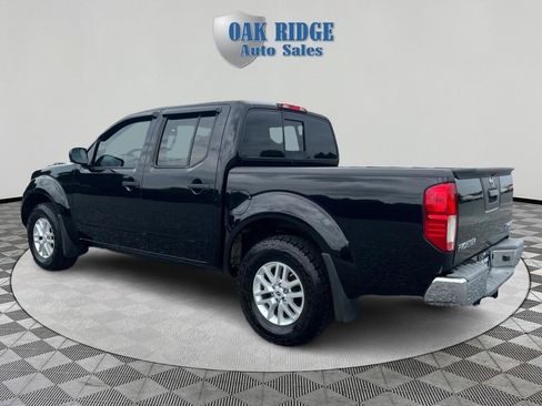 Used 2017 Nissan Frontier SV AWD/4WD image 7