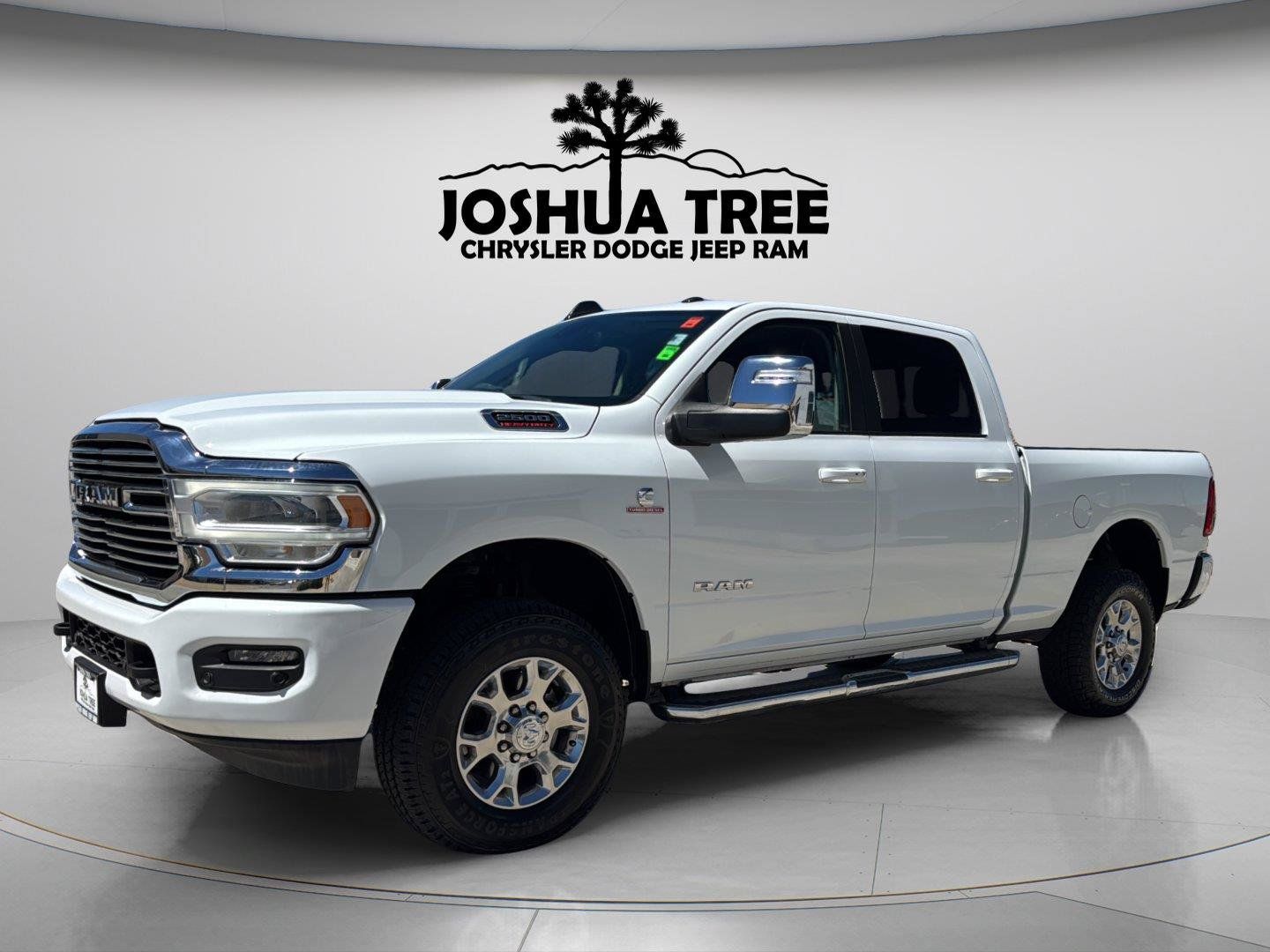 Used 2024 RAM 2500 Laramie AWD/4WD image 3