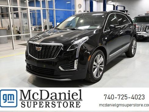 Used 2025 Cadillac XT5 Premium Luxury image 1