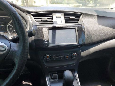 Used 2019 Nissan Sentra S image 27