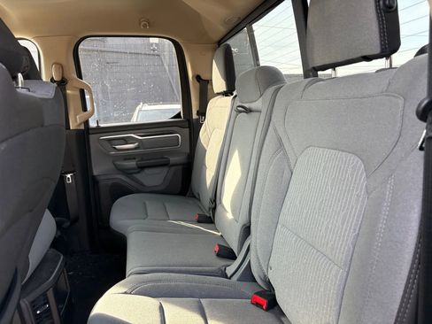 Used 2019 RAM 1500 Big Horn image 14