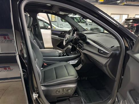 Certified 2025 Buick Enclave Sport Touring w/ Super Cruise Package AWD/4WD image 11