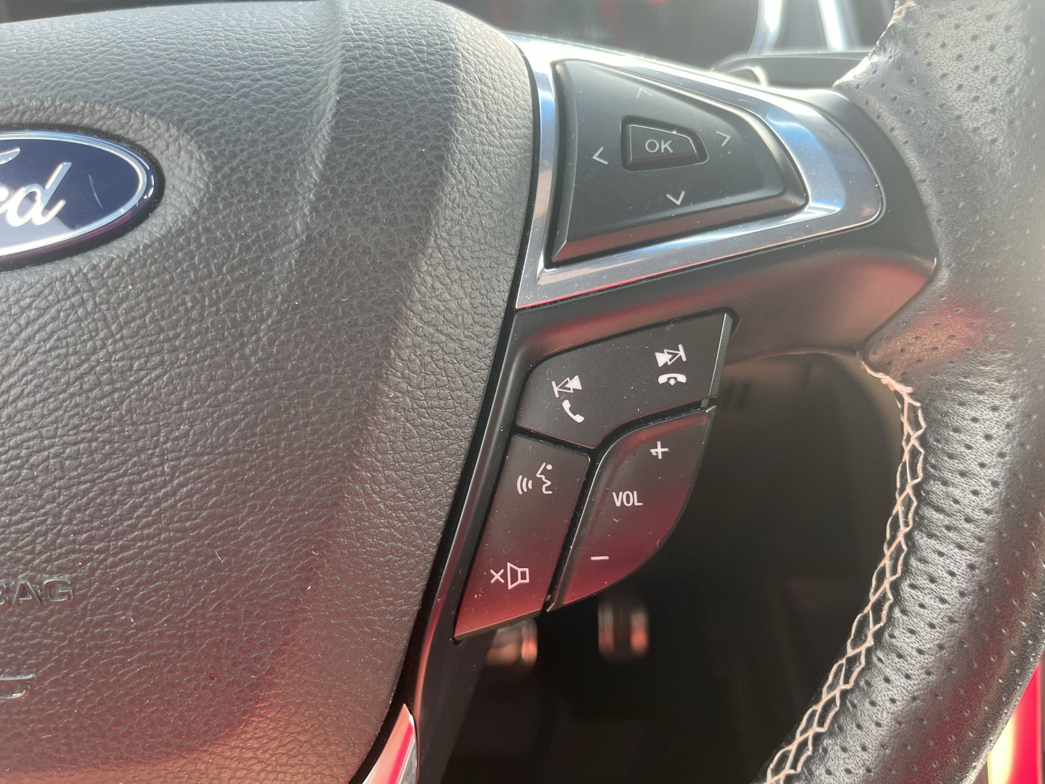 Used 2019 Ford Edge ST AWD/4WD image 12