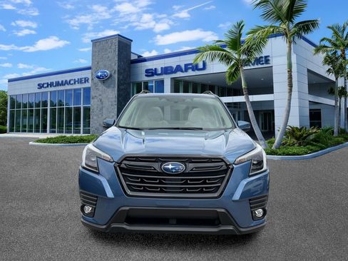 Used 2024 Subaru Forester Limited AWD/4WD image 2