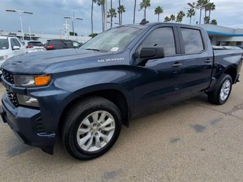 Used 2021 Chevrolet Silverado 1500 Custom image 4