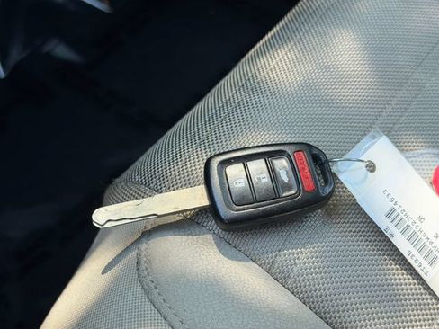 Used 2018 Honda CR-V LX image 31