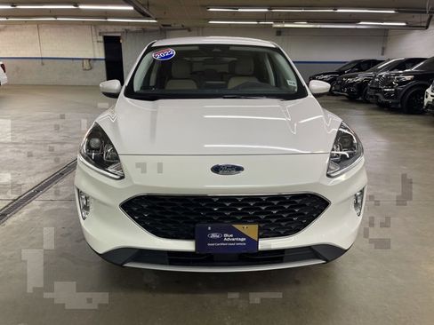 Certified 2022 Ford Escape SEL w/ Technology Package AWD/4WD image 2