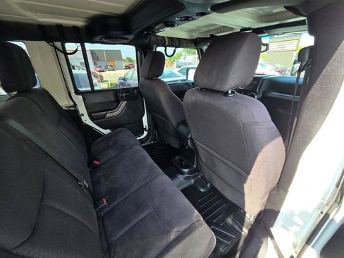 Used 2013 Jeep Wrangler Unlimited Sport AWD/4WD image 17