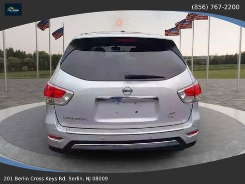 Used 2014 Nissan Pathfinder Platinum w/ Cargo Package image 5