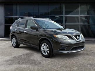 Used 2016 Nissan Rogue SV w/ SV Family Package FWD video 1