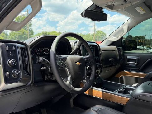 Used 2019 Chevrolet Silverado 2500 LTZ w/ Duramax Plus Package AWD/4WD image 14