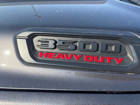 Used 2022 RAM 3500 Limited AWD/4WD image 32