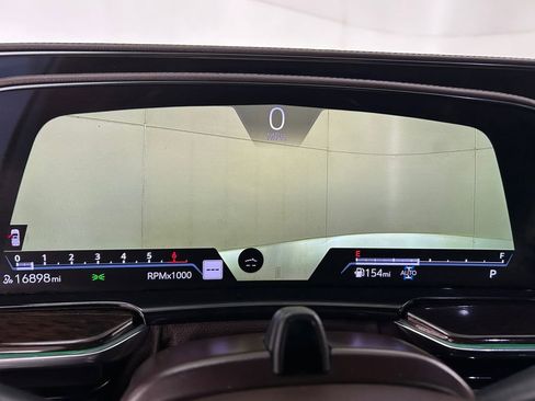 Used 2024 Cadillac Escalade Sport Platinum image 10