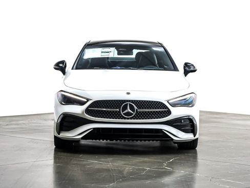 New 2026 Mercedes-Benz CLE 450 CLE 450 image 2