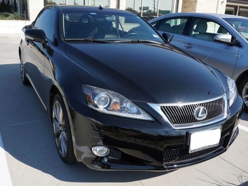 Used 2015 Lexus IS 350C image 2