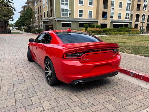 Used 2016 Dodge Charger R/T w/ Plus Group RWD image 6