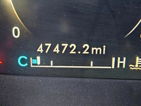 Used 2019 Lincoln Nautilus Select image 11