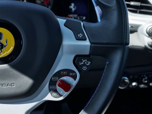 Used 2018 Ferrari 488 GTB Base image 55