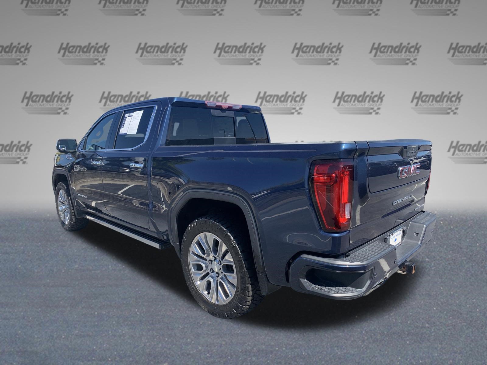 Used 2021 GMC Sierra 1500 Denali w/ Denali Ultimate Package AWD/4WD image 8