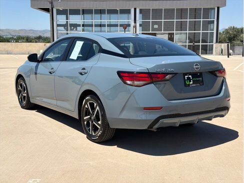 Used 2025 Nissan Sentra SV FWD image 6
