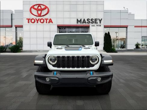 Used 2024 Jeep Wrangler Unlimited Rubicon 4xe image 8