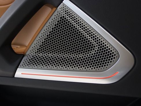 Used 2024 BMW Z4 M40i w/ Premium Package image 20