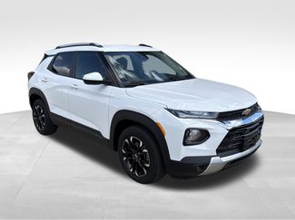 Used 2022 Chevrolet TrailBlazer LT w/ Convenience Package image 1