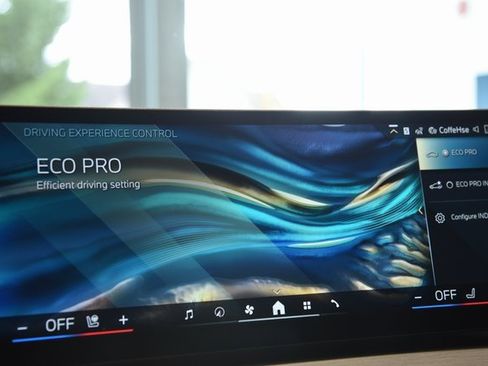 New 2026 BMW 330i xDrive 330i xDrive w/ Premium Package image 35