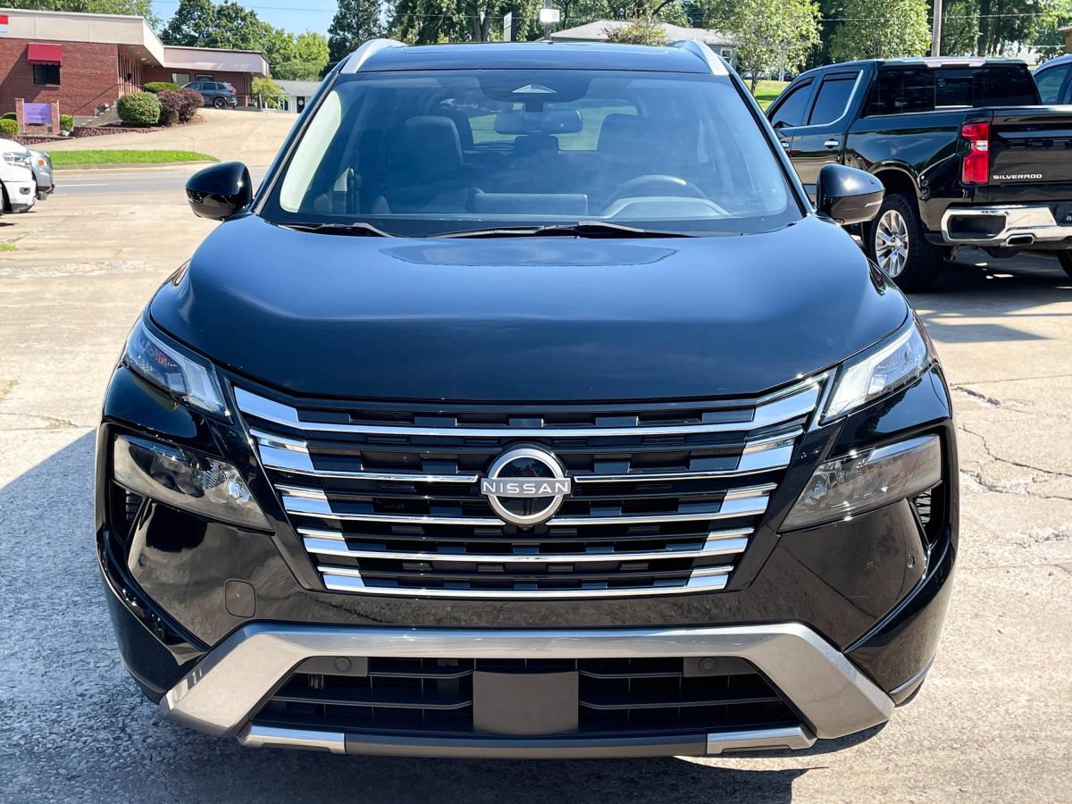 Used 2024 Nissan Rogue SL w/ SL Premium Package FWD image 7