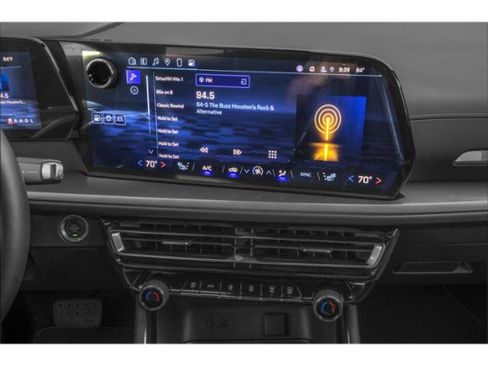 Used 2024 Chevrolet Traverse LS w/ Midnight/Sport Edition FWD image 12