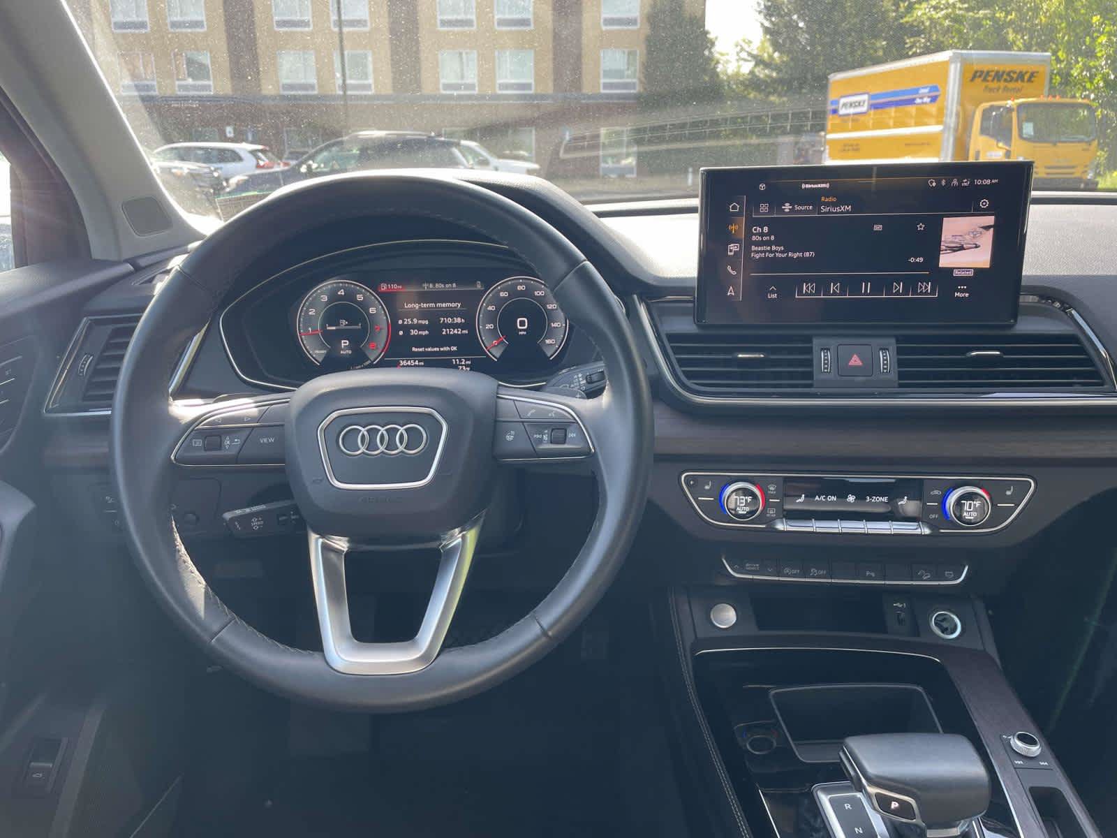 Certified 2023 Audi Q5 2.0T Premium Plus w/ Premium Plus Package AWD/4WD image 2