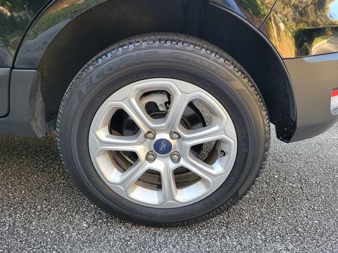 Used 2021 Ford EcoSport SE w/ SE Convenience Package image 18