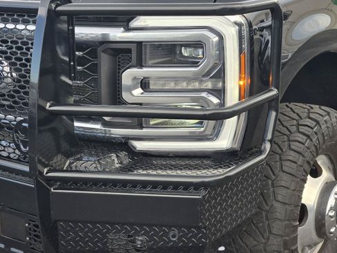 Used 2025 Ford F350 Platinum AWD/4WD image 10