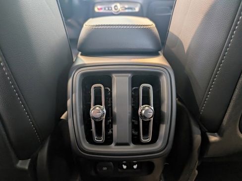 New 2026 Volvo XC40 B5 Plus w/ Protection Package Premier image 22