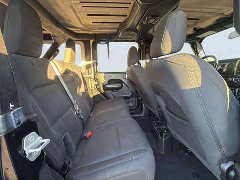 Used 2020 Jeep Wrangler Unlimited Sport S image 17
