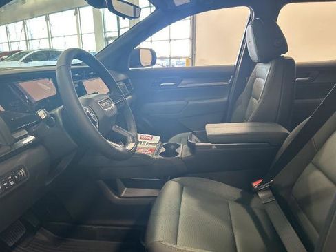 New 2026 GMC Terrain AT4 w/ Convenience Package III image 10