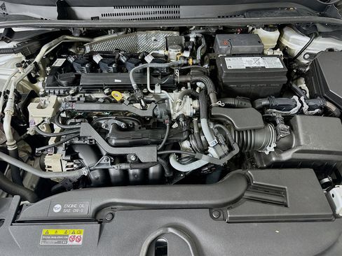 Used 2024 Toyota Corolla LE FWD image 31