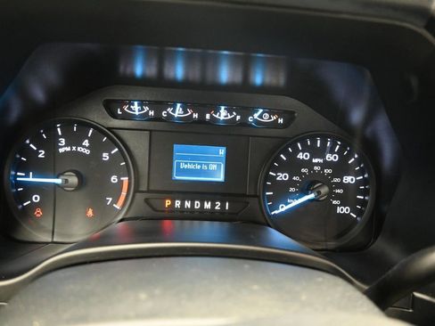 Used 2022 Ford F250 XL w/ Power Equipment Group image 14