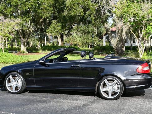 Used 2007 Mercedes-Benz CLK 63 AMG Cabriolet image 39