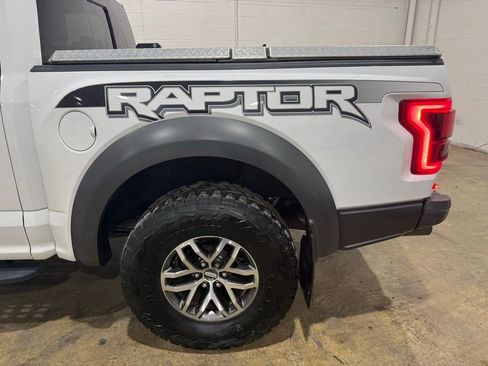Used 2018 Ford F150 Raptor w/ Equipment Group 802A Luxury image 14