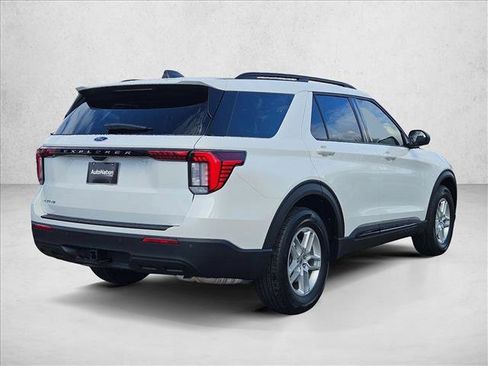 New 2026 Ford Explorer Active image 2