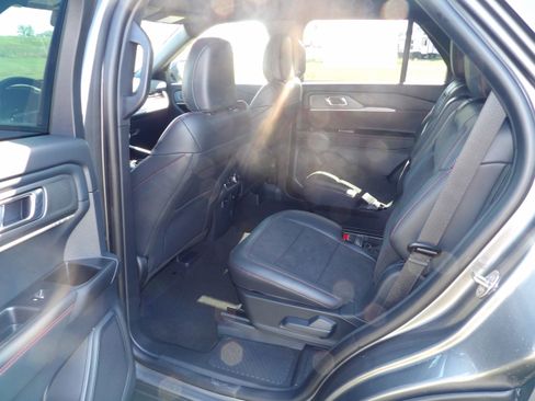 New 2025 Ford Explorer ST image 14