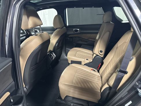 New 2026 Kia Sorento SX Prestige w/ Olive Brown Leather Package image 31