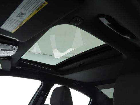 Used 2022 Dodge Charger GT w/ Blacktop Package image 16